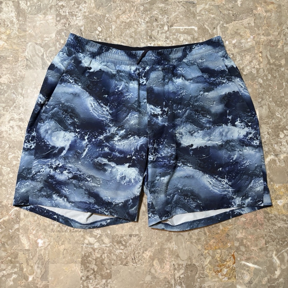 Lululemon Shorts Mens XL Blue Channel Cross Swim Lined 7" Hybrid Gym M7AF7Z